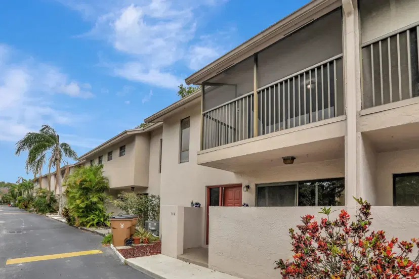 Picture of 740 SE 1St Way 114, Deerfield Beach FL 33441