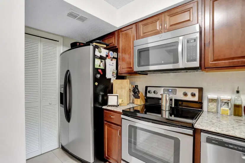 Picture of 740 SE 1St Way 114, Deerfield Beach FL 33441