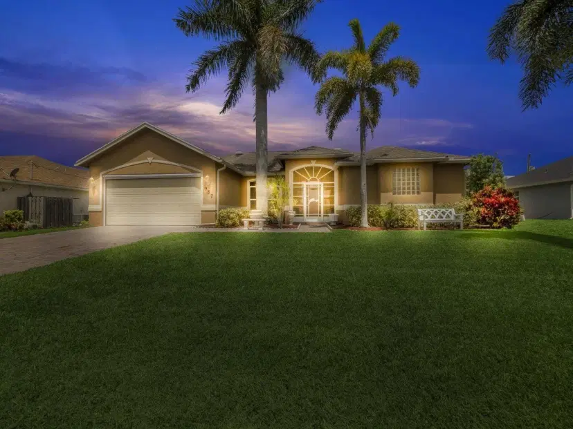 Picture of 957 SW Mchord Avenue, Port St Lucie FL 34953
