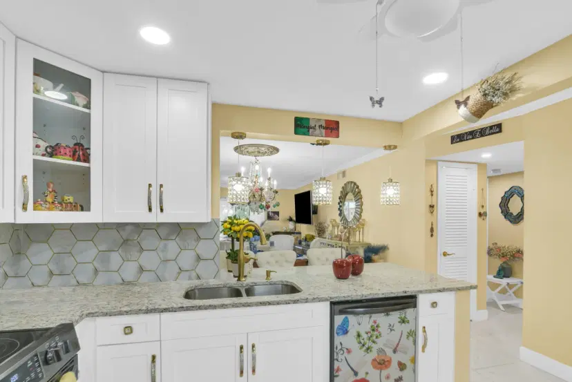 Picture of 2515 NE 1St Court 308, Boynton Beach FL 33435