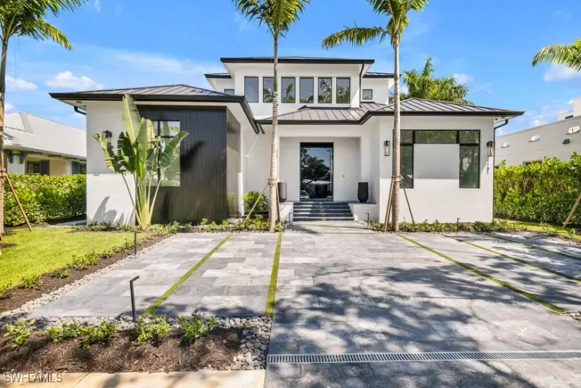 Picture of 1151 7Th Ave N N, Naples FL 34102