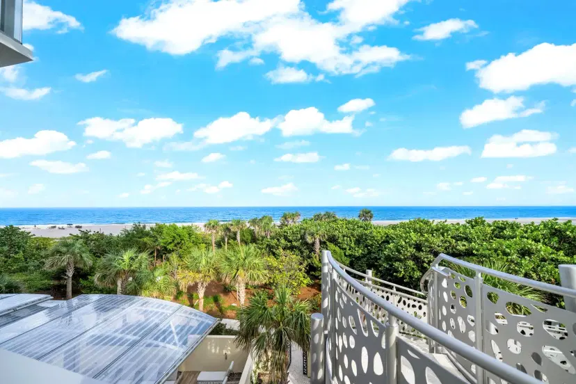 Picture of 3100 N Ocean Drive H-1508, Singer Island FL 33404