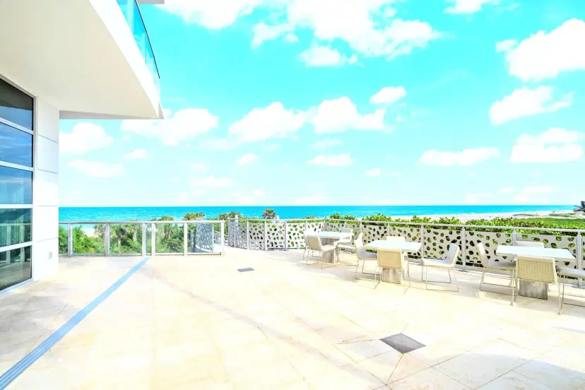 Picture of 3100 N Ocean Drive H-1508, Singer Island FL 33404