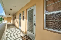 Picture of 2111 NE 1St 203 Court 203, Boynton Beach, FL 33435