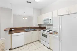 Picture of 4191 Bellasol Cir 521, Fort Myers, FL 33916