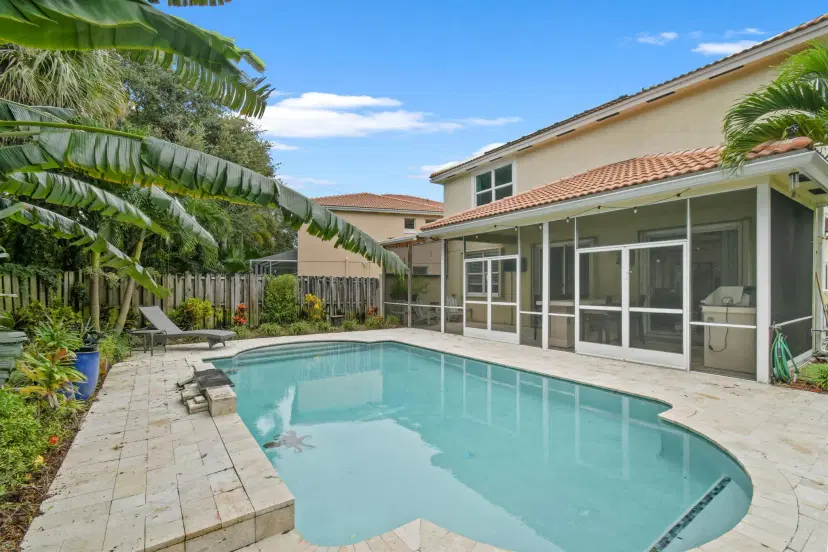 Picture of 4576 Thornwood Circle, Palm Beach Gardens FL 33418