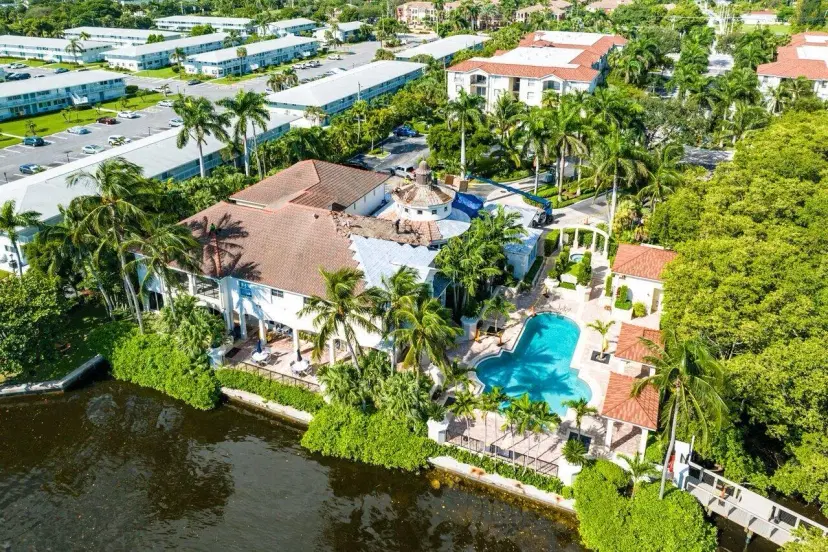 Picture of 2205 Tuscany Way 2205, Boynton Beach FL 33435