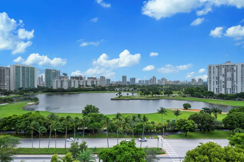 Picture of 3625 N Country Club Dr 1208, Aventura FL 33180