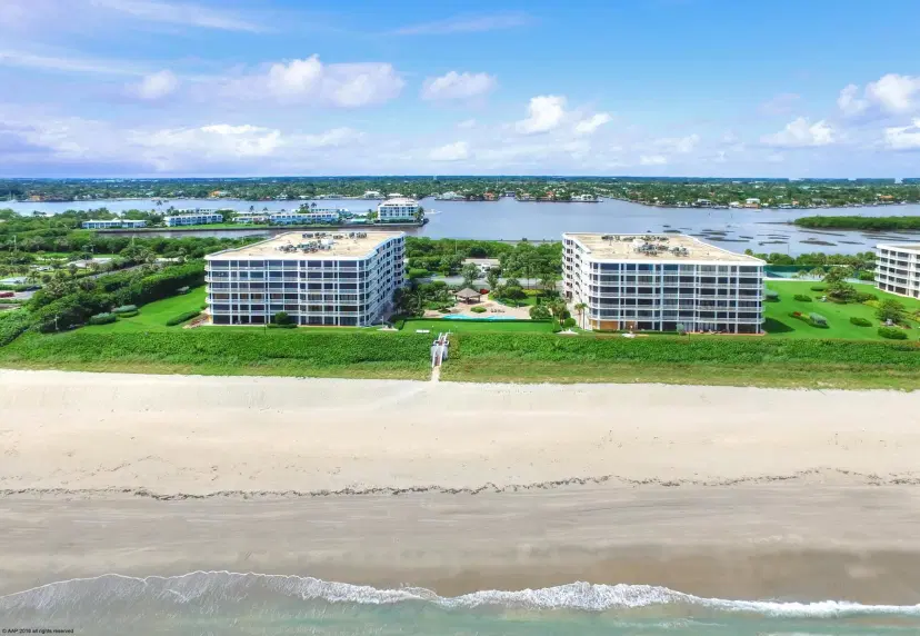 Picture of 2100 S Ocean Blvd 407N, Palm Beach FL 33480