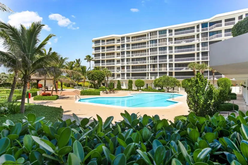 Picture of 2100 S Ocean Blvd 407N, Palm Beach FL 33480