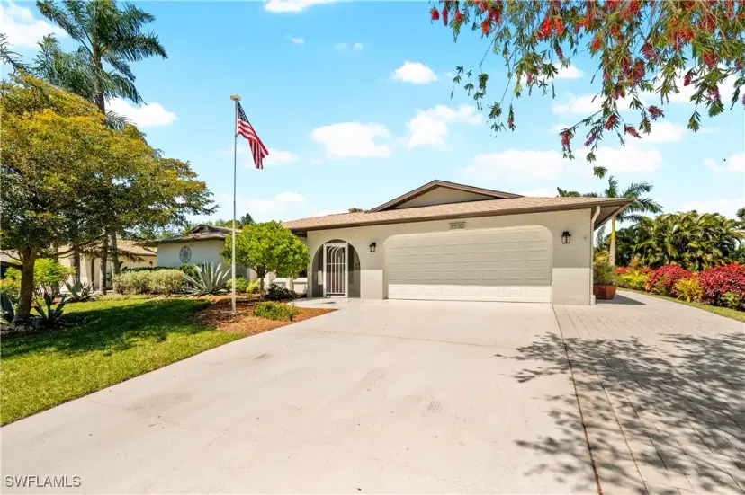 Picture of 9835 Connecticut St, Bonita Springs FL 34135