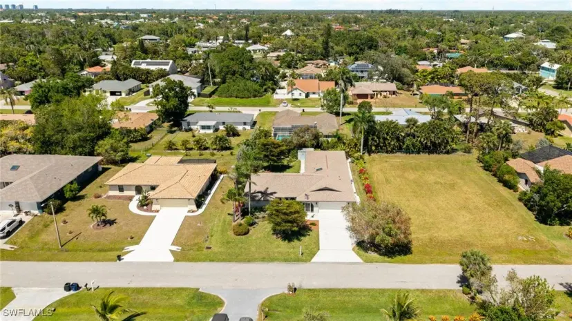 Picture of 9835 Connecticut St, Bonita Springs FL 34135
