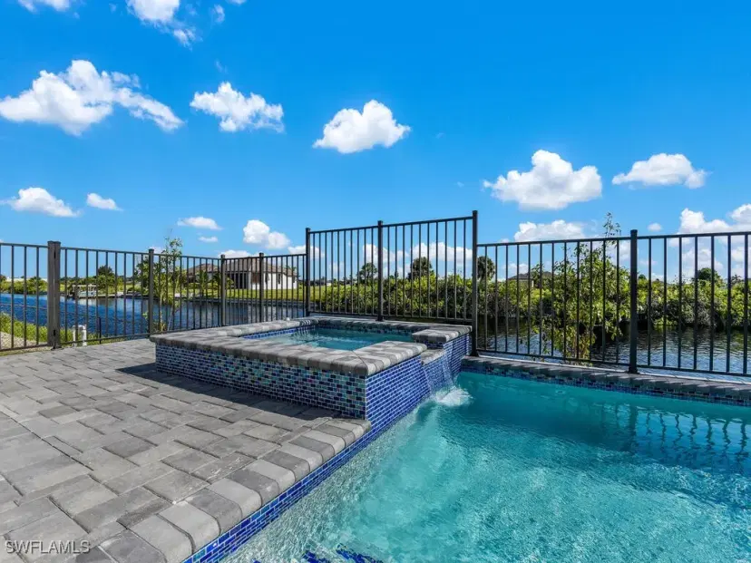 Picture of 4204 NW 39Th Ln, Cape Coral FL 33993