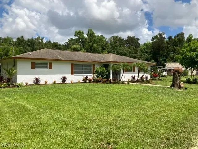 Picture of 13001 Shetland Ln, Fort Myers FL 33912
