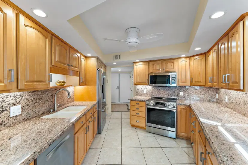 Picture of 5420 N Ocean Drive 1406, Singer Island FL 33404