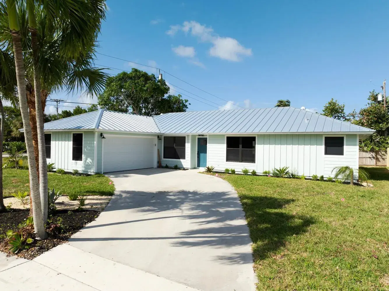 Picture of 96 Pinehill Trail E, Tequesta, FL 33469