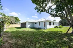 Picture of 96 Pinehill Trail E, Tequesta, FL 33469