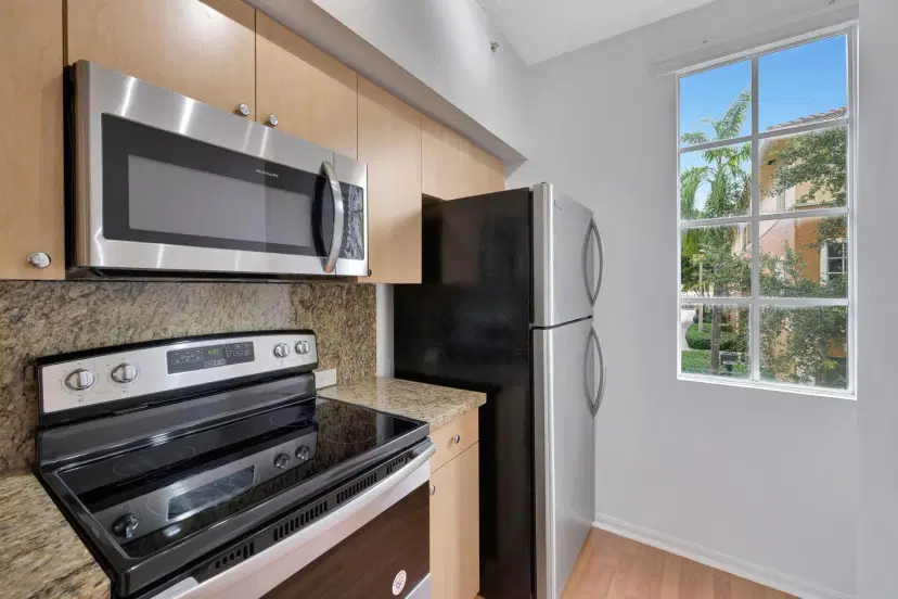 Picture of 2911 NE 185Th Street 2103, Aventura FL 33180