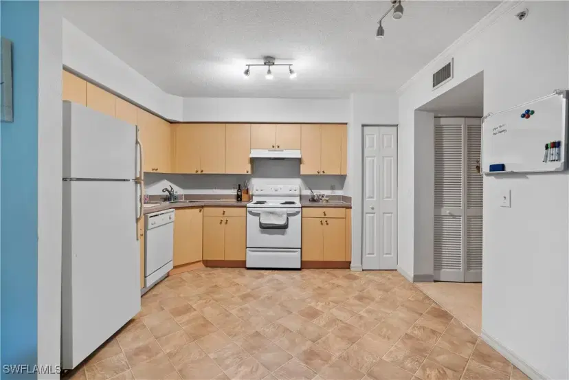 Picture of 8687 River Homes Ln 4203, Bonita Springs FL 34135