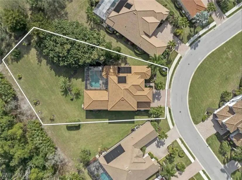 Picture of 19260 La Serena Dr, Estero FL 33967