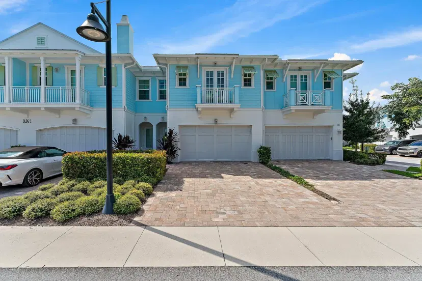 Picture of 526 Inlet Waters Circle, Jupiter FL 33477