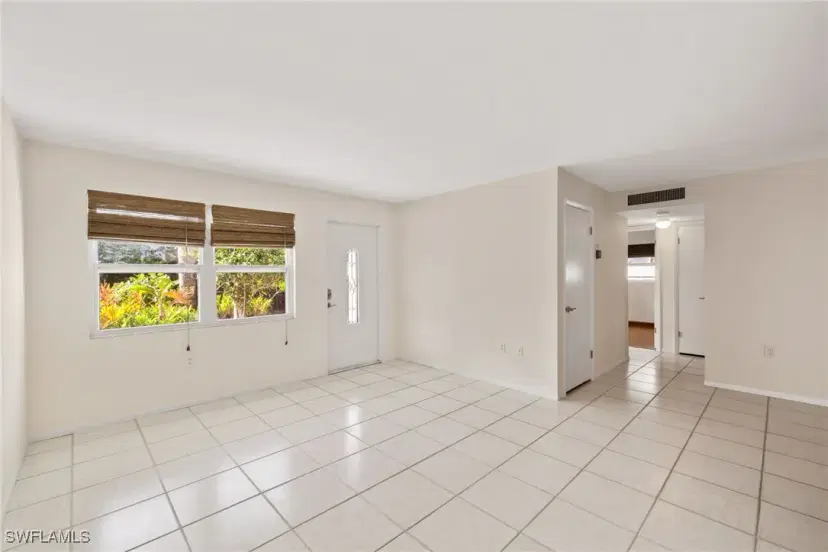 Picture of 1235 Rordon Ave, Naples FL 34103