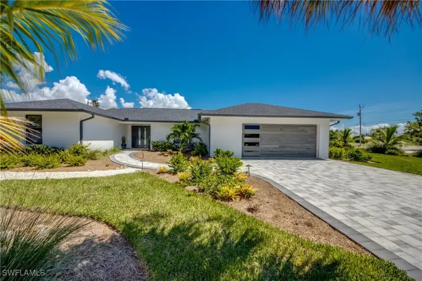 Picture of 1022 Lindgren Blvd, Sanibel FL 33957