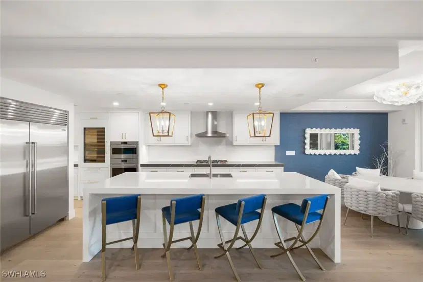 Picture of 13935 Old Coast Rd 305, Naples FL 34110