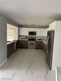 Picture of 1401 Everest Pkwy, Cape Coral, FL 33904