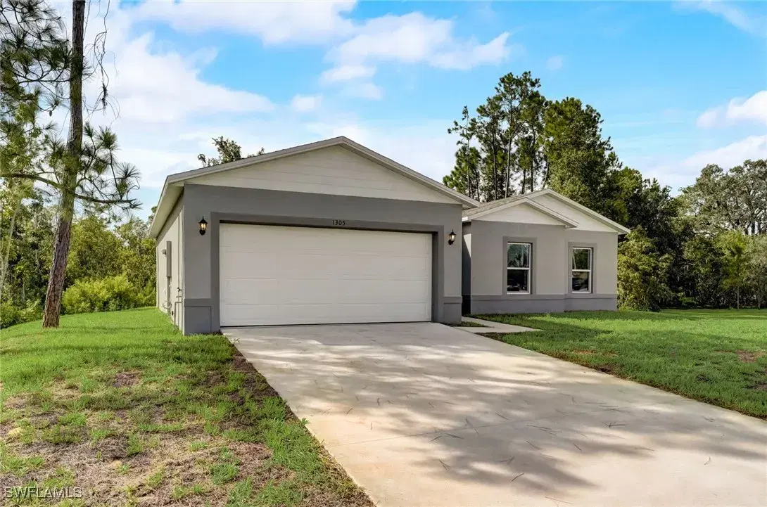Picture of 166 Fremont Ave S, Lehigh Acres, FL 33974