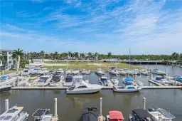 Picture of 803 River Point Dr 306B, Naples, FL 34102