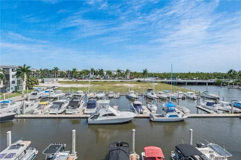 Picture of 803 River Point Dr 306B, Naples FL 34102