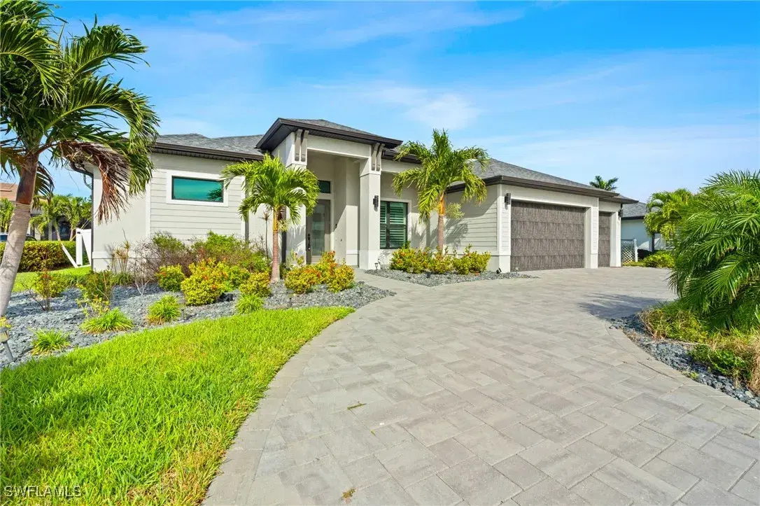 Picture of 1521 SW 43Rd Ln, Cape Coral, FL 33914