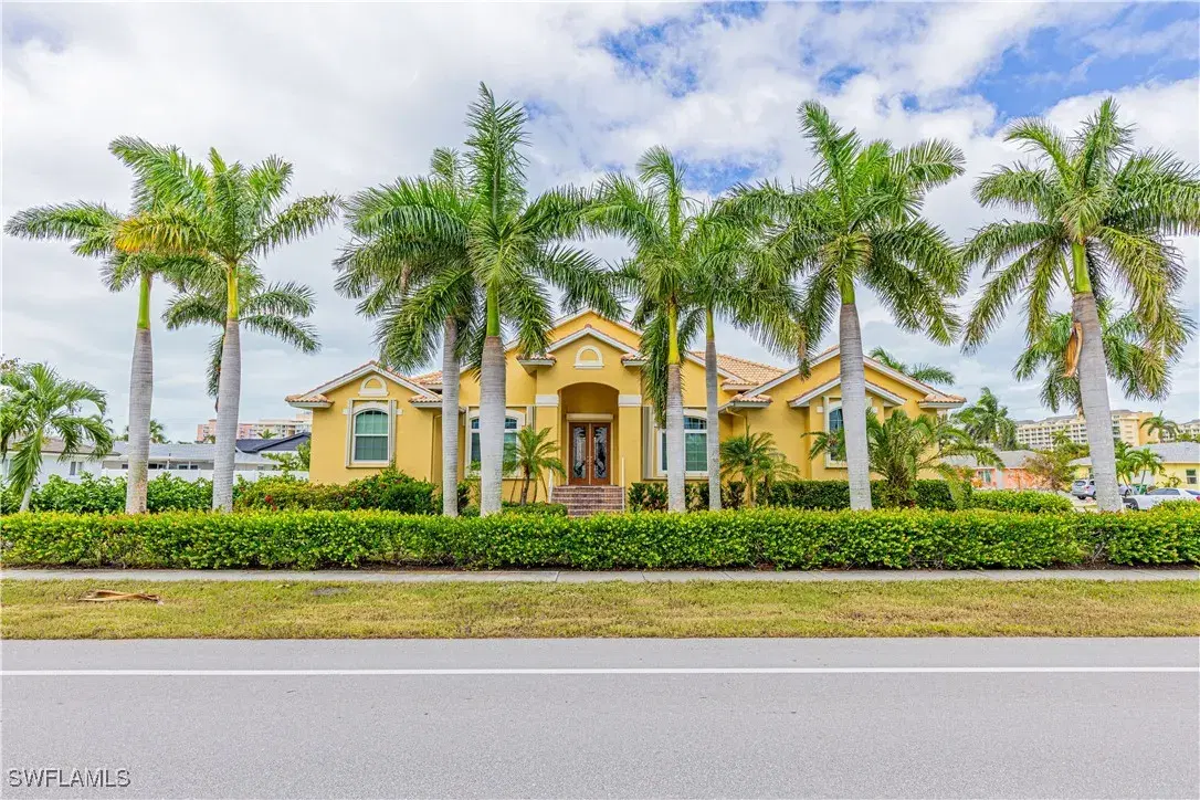 Picture of 951 Montego Ct, Marco Island, FL 34145