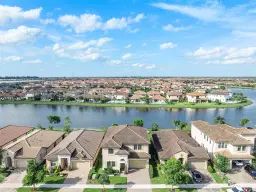Picture of 11995 S Baypoint Cir, Parkland, FL 33076