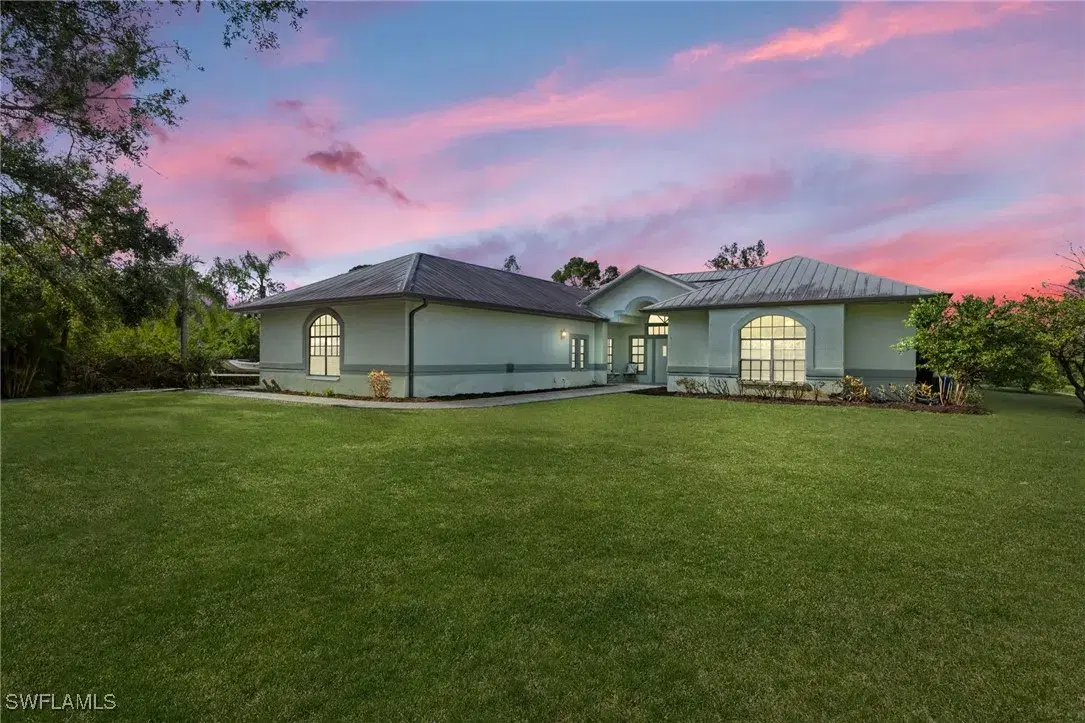 Picture of 18351 Leetana Rd, North Fort Myers, FL 33917