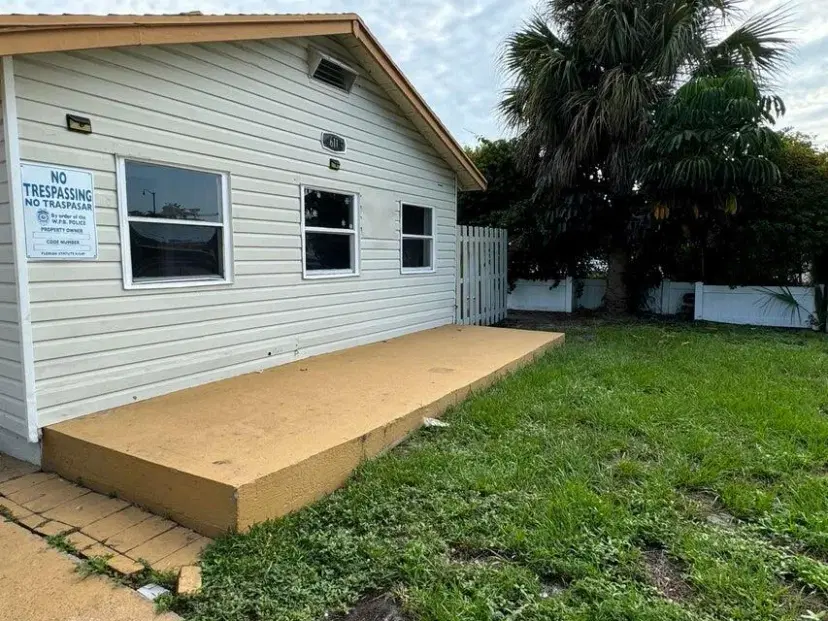 Picture of 611 53Rd Street, West Palm Beach FL 33407