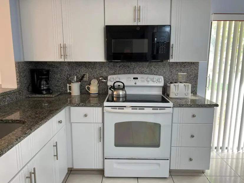 Picture of 10915 Palm Lake Avenue 102, Boynton Beach FL 33437