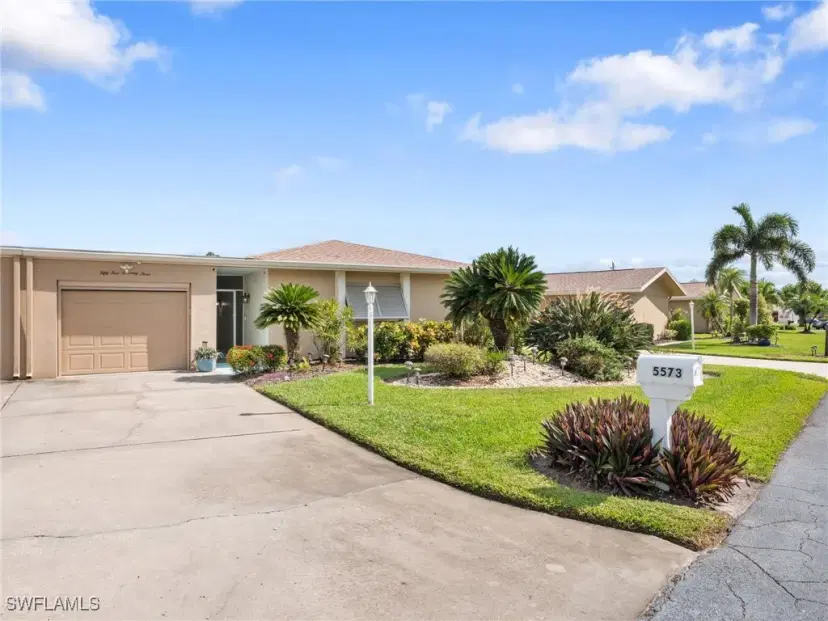 Picture of 5573 Trellis Ln, Fort Myers FL 33919