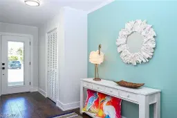 Picture of 682 95Th Ave N, Naples, FL 34108
