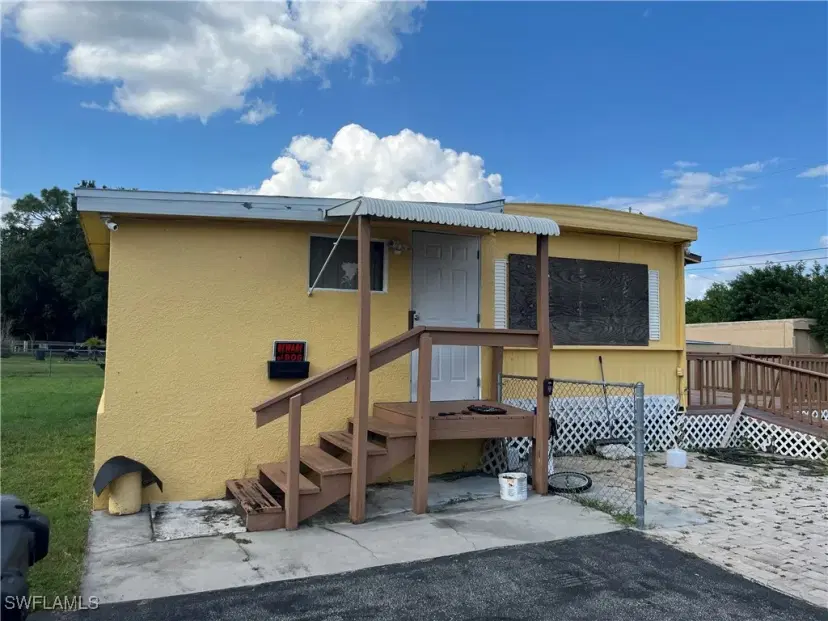 Picture of 8305 Tolles Dr, North Fort Myers FL 33917