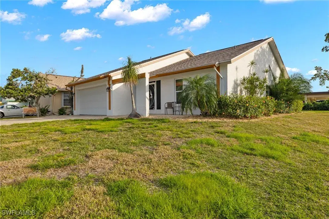 Picture of 11545 Cinnamon Cove Blvd, Fort Myers, FL 33908