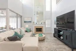 Picture of 10 Hampton Court, Palm Beach Gardens, FL 33418