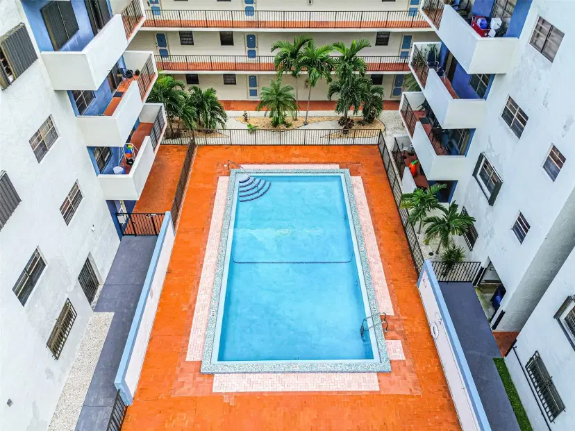Picture of 1470 W 41St St 201, Hialeah FL 33012