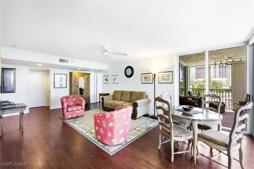 Picture of 5550 Heron Point Dr 302, Naples FL 34108