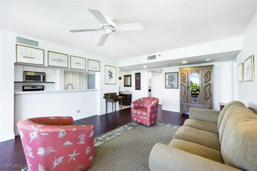 Picture of 5550 Heron Point Dr 302, Naples FL 34108