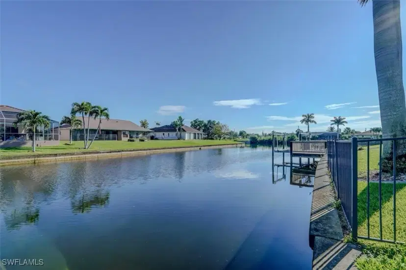 Picture of 2029 SE 7Th St, Cape Coral FL 33990