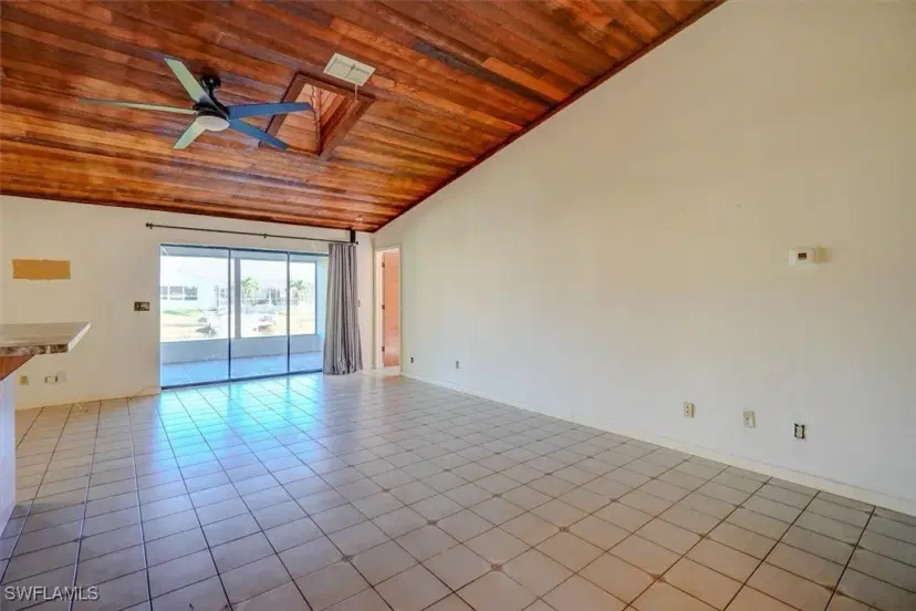 Picture of 2029 SE 7Th St, Cape Coral FL 33990