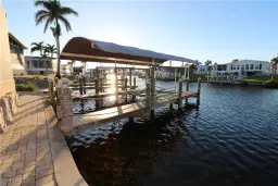 Picture of 17630 Canal Cove Ct, Fort Myers Beach, FL 33931
