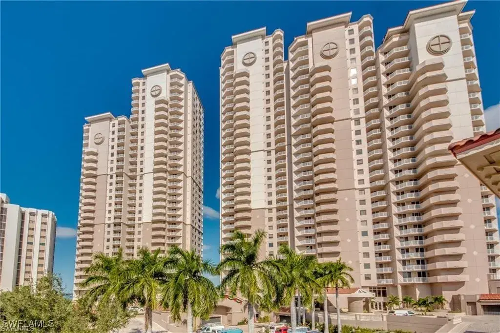 Picture of 2090 W 1St St 810, Fort Myers, FL 33901